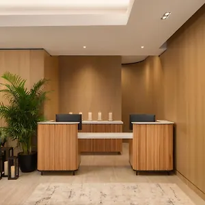 Aura Times Square Newly Renovated Отель