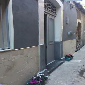 Agorà Fortino , Aeroporto di Catania Fontana Rossa Italia